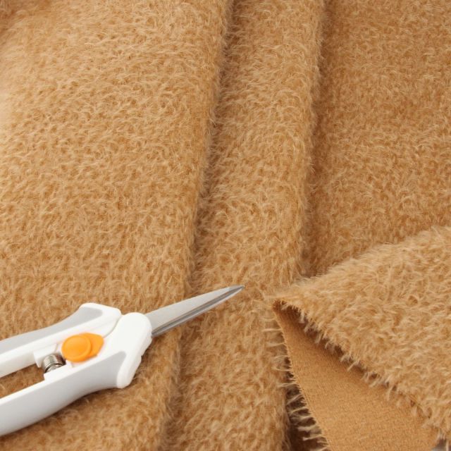 9mm Sparse Warm Camel Mohair