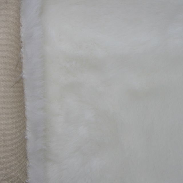 27mm White Synthetic Fur Fabric