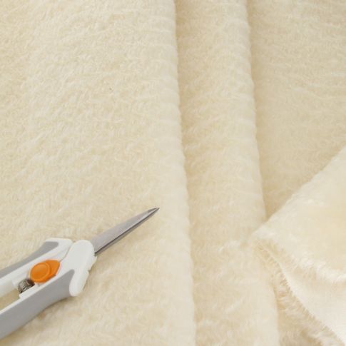 13mm Antique Finish Ivory Mohair