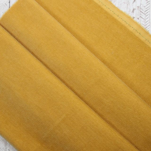 3mm Straight Gold Mohair