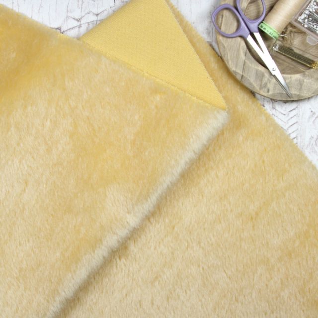 10mm Straight Honey Gold Mohair