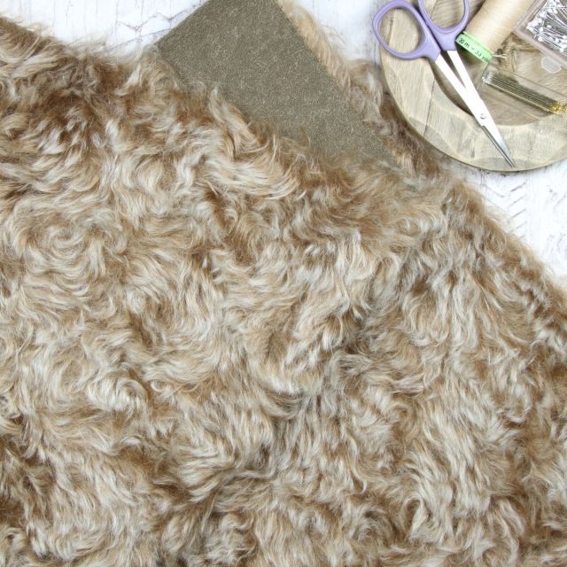 24mm Windswept Whipped Coffee Mohair