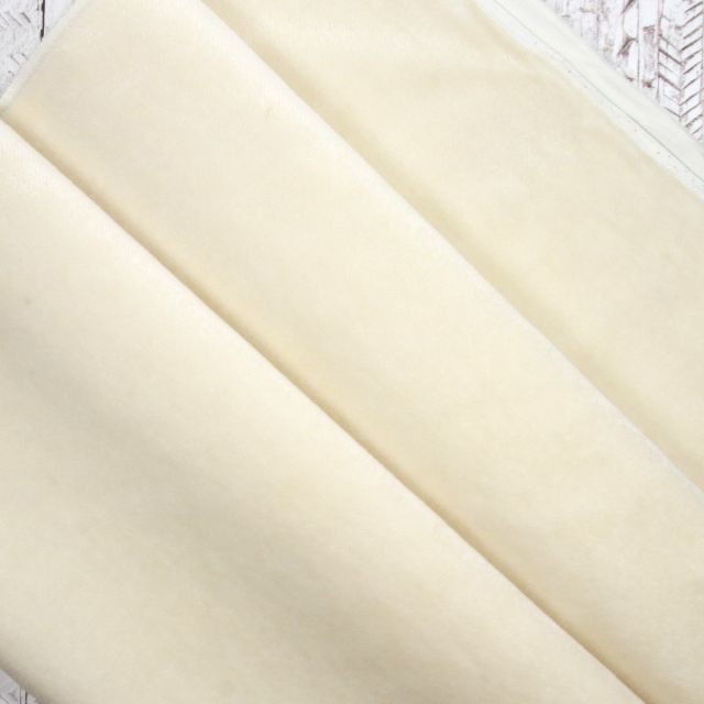 4mm Dense Straight Ivory Mohair