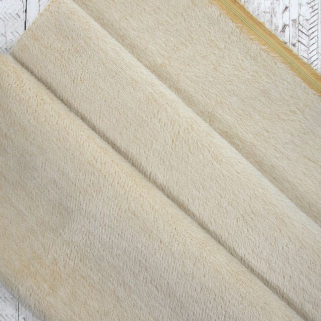 7mm Straight Buttermilk Mohair