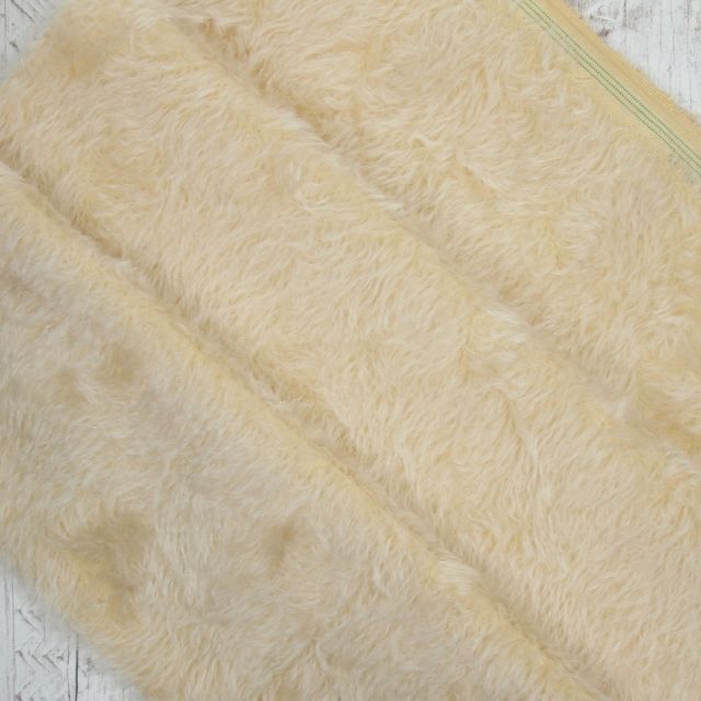14mm Sparse Windswept Soft Cream Mohair